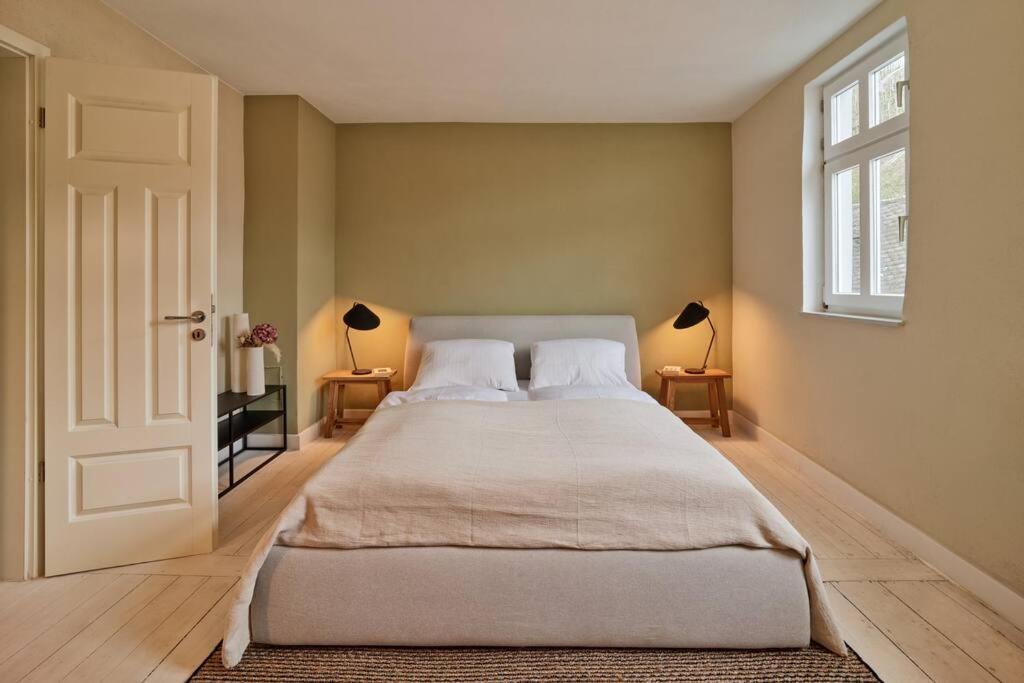Mosel-Auszeit - Fewo Mit Sauna & Sonnenterrasse - Ideal Fuer 2 Personen Ürzig Eksteriør billede